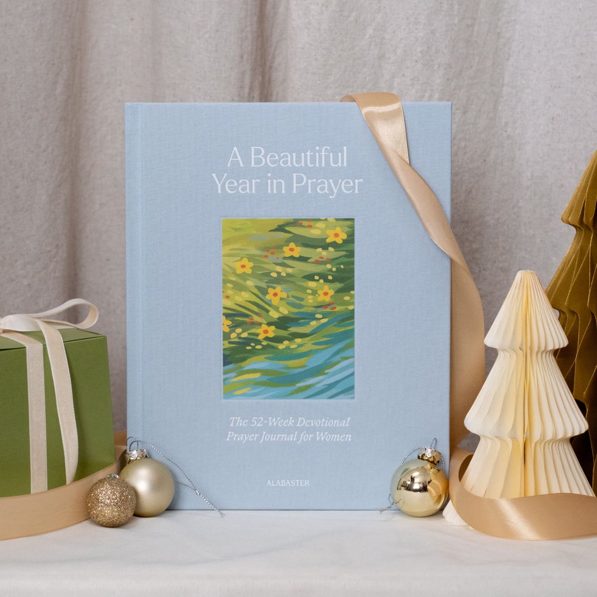 A Beautiful Year in Prayer: 52-Week Guided Prayer Journal for Women